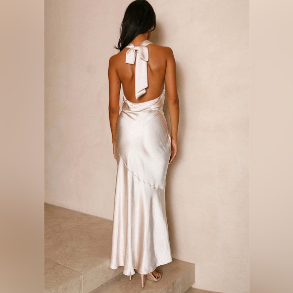 Storybook Ending Maxi Dress Champagne - Picture 3 of 7